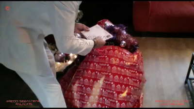 Äiti, sain joululahjani karvainen blondi äitiäiti narttu isolla perseellä hulluna kaluun