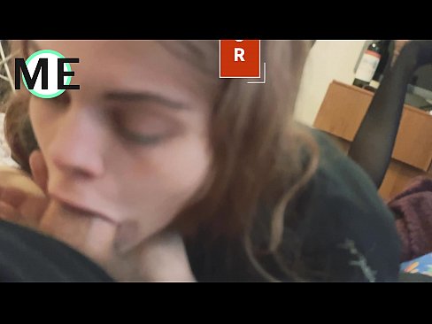 ❤️ Kurkkumulkku, revityt sukkahousut ja revityt korkokengät kiva tavata ❤️ Porno vk at us