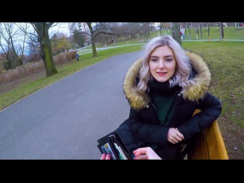 ❤️ Nielaisee tuntemattoman kuumaa spermaa rahasta - suihinotto puistossa Eva Elfieltä ❤️ Porno vk at us